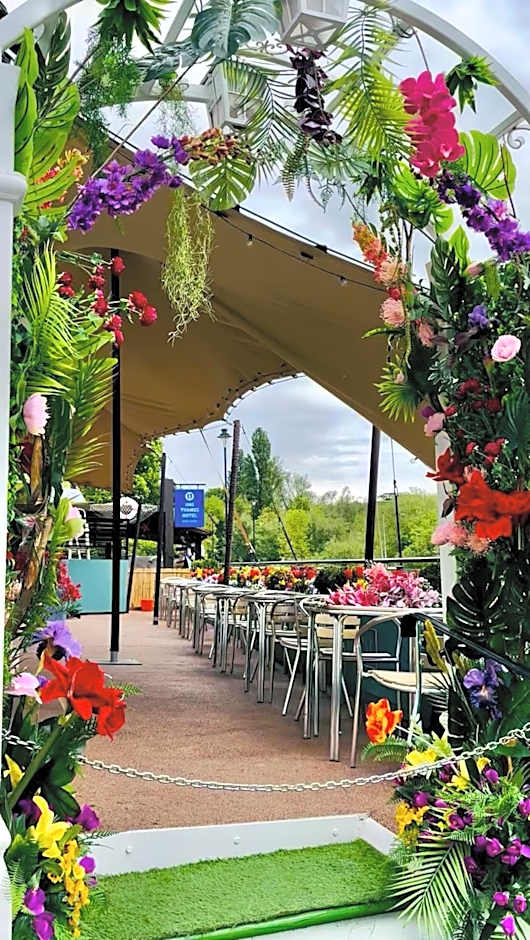 Uno Thames Hotel Maidenhead -Reopened Brand New Again