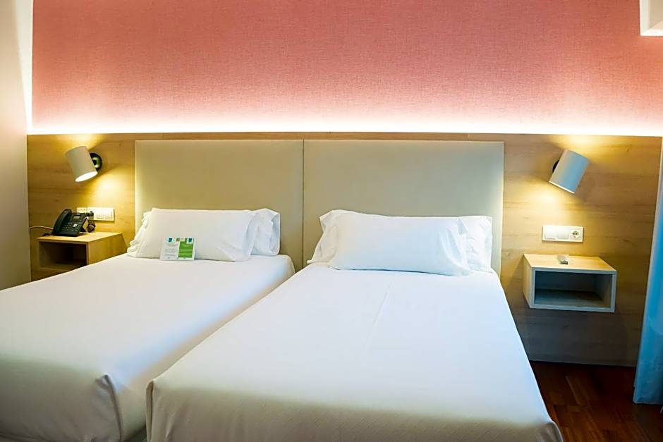 Hotel Parking Miradoiro de Belvís