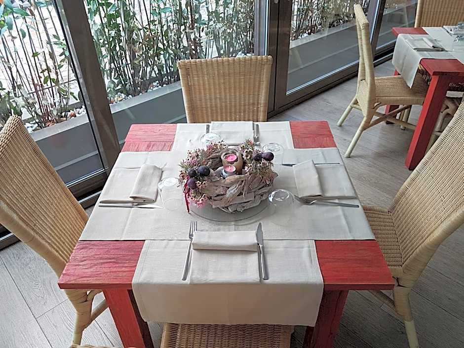 HLL Hotel Lungolago Lecco