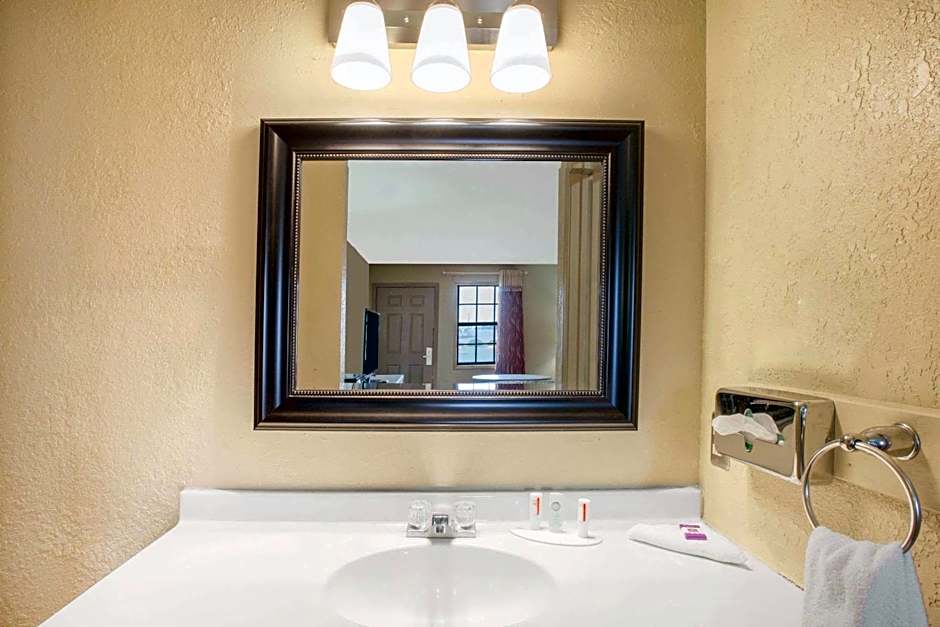 Knights Inn Wildersville