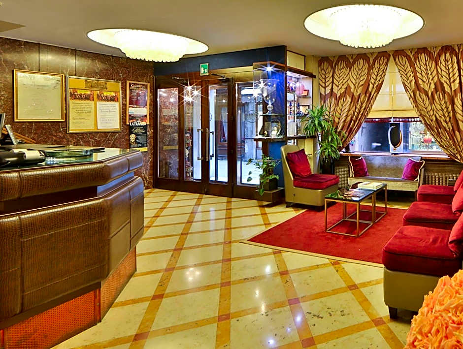Hotel Montecarlo