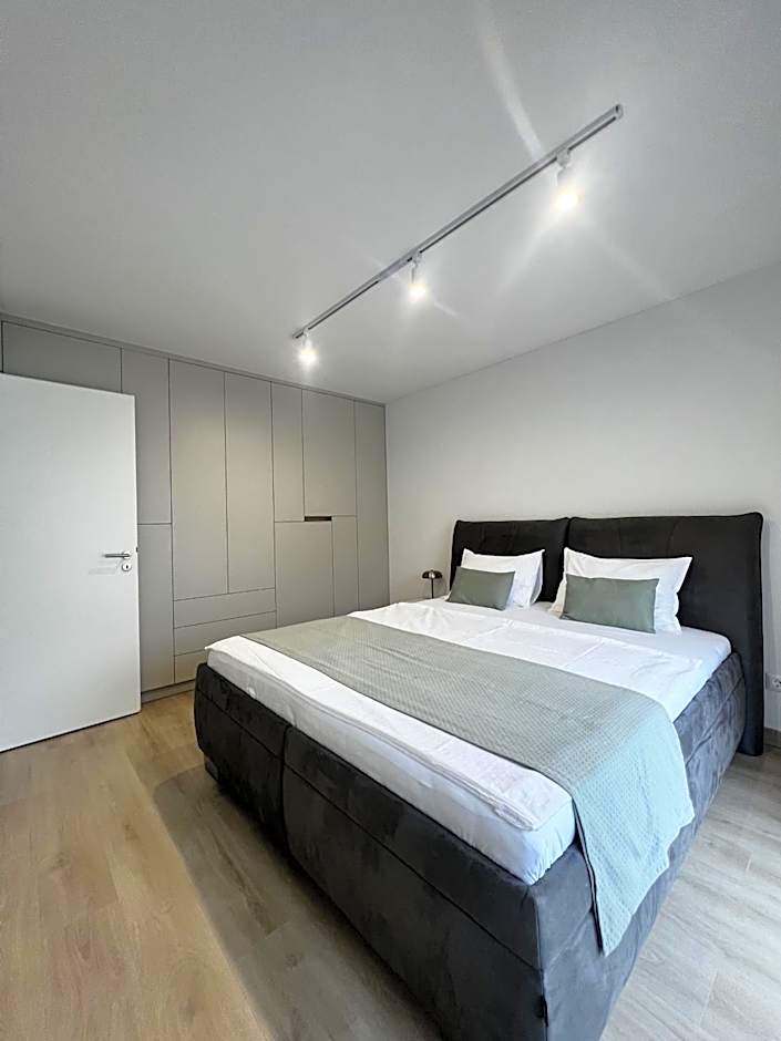 RH Suites