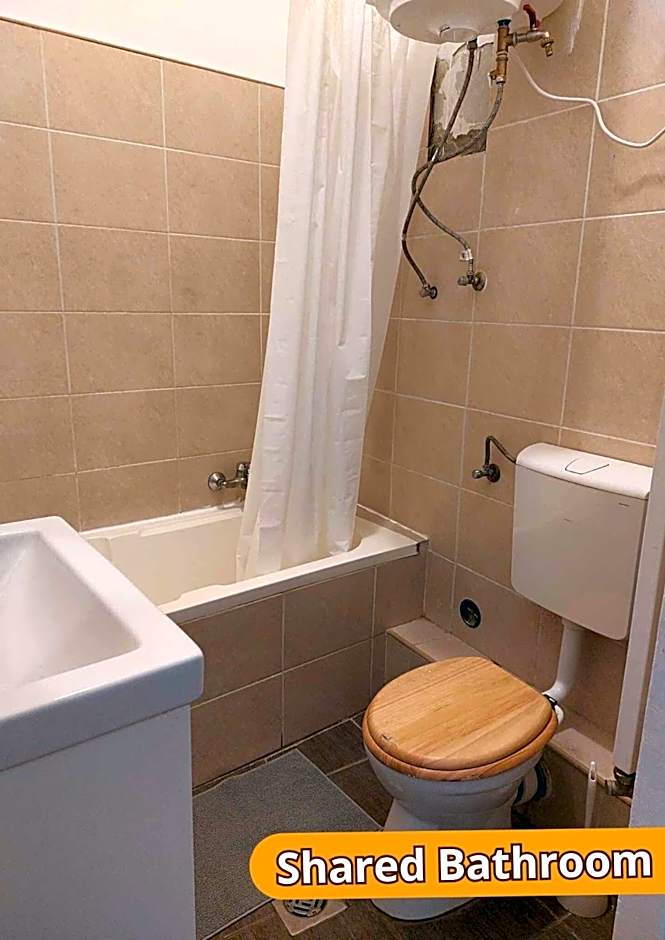 GoodMo Budapest Smart Rooms