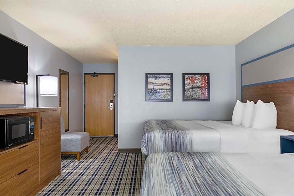 AmericInn by Wyndham Chamberlain - Conference Center
