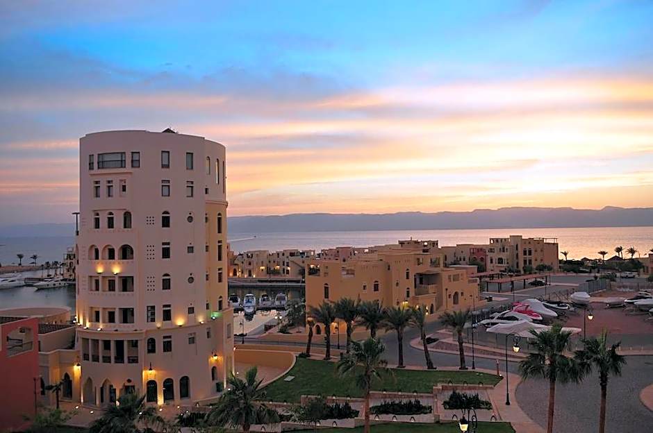 Marina Plaza Hotel, Tala Bay