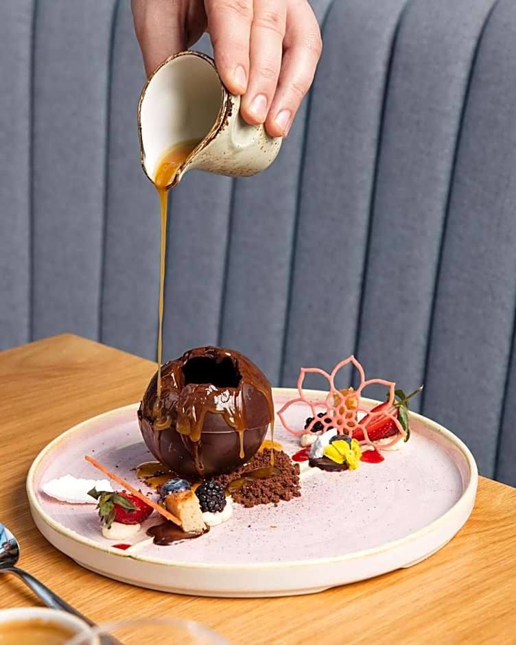 Crowne Plaza Gerrards Cross By IHG