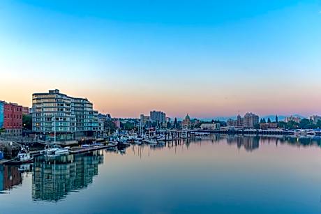 Victoria Regent Waterfront Hotel & Suites