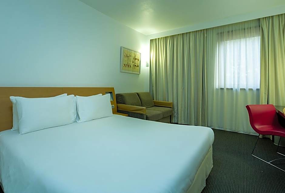 Accra City Hotel