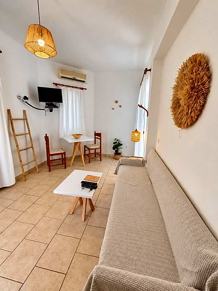 Koukounari Apartments