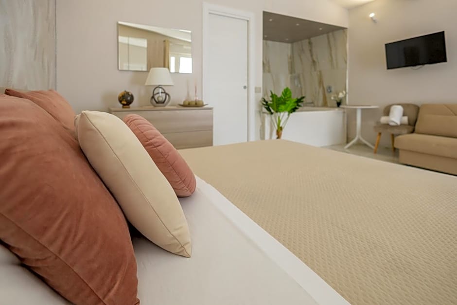 La Perla Luxury Rooms