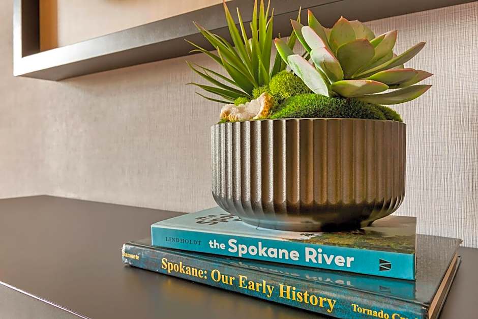 Cambria Hotel Spokane Airport