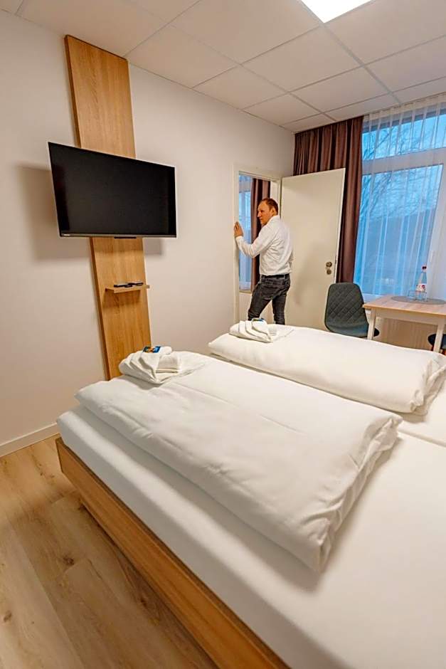 Sonnenschein Hotel & Apartments