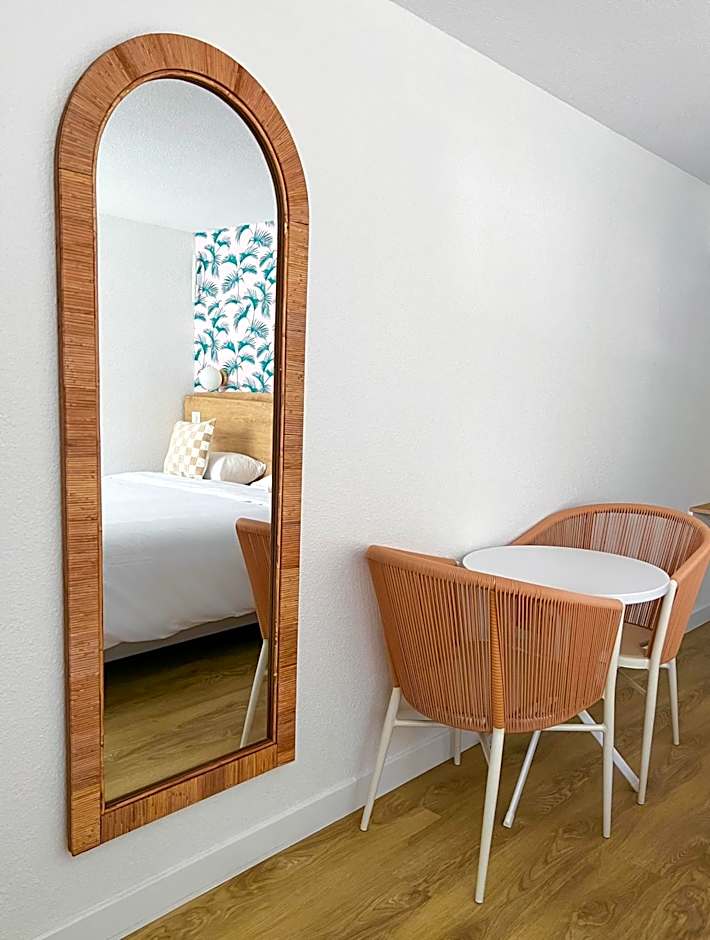 Kyriad Cannes - Mandelieu