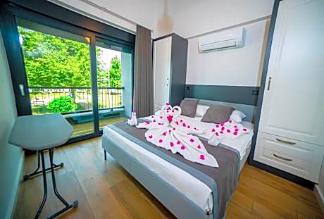 SWEET HOME APARTS / C