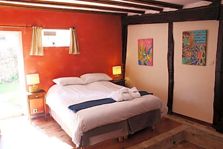 Deluxe Double Room with Shower