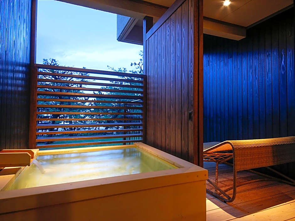 Awaji Hamarikyu Takumi