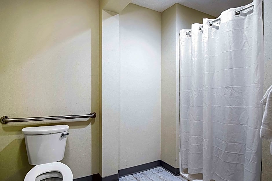 Quality Inn Milwaukee Route 45