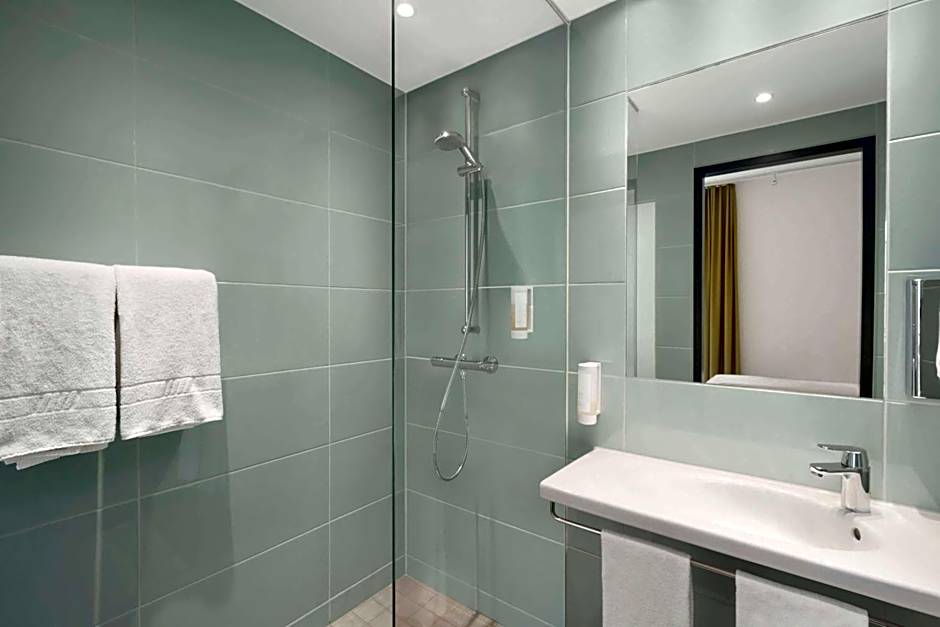 Super 8 Munich City West