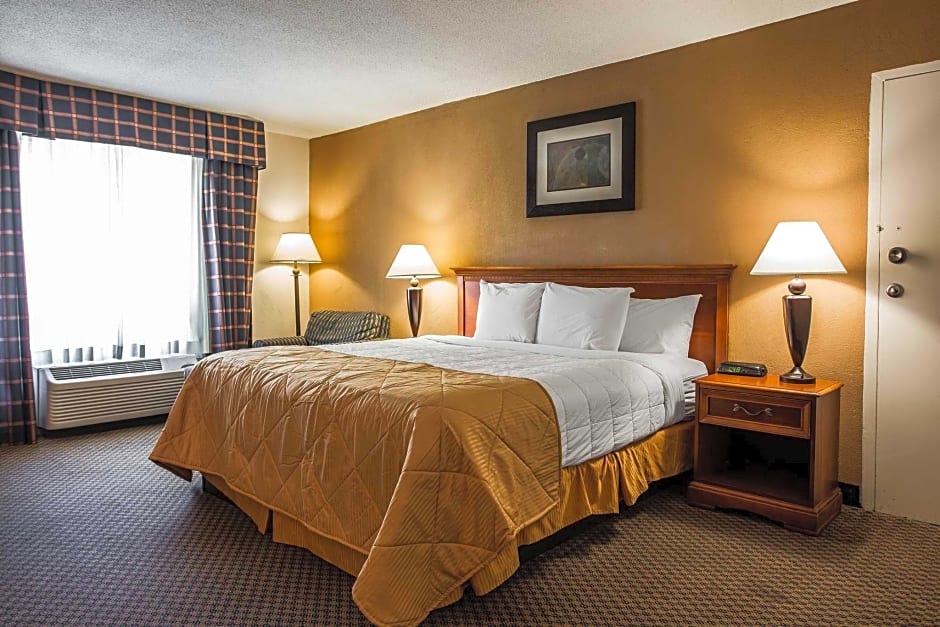 Clarion Inn Columbia Airport