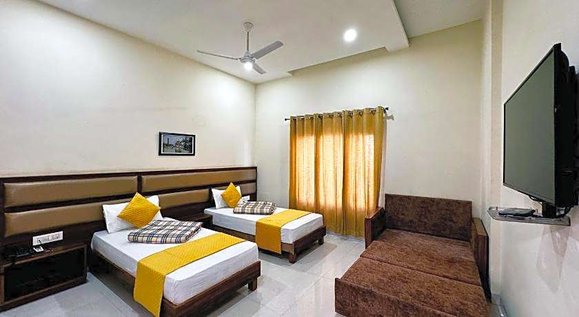 Hotel Sarovar Regency