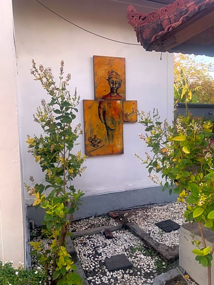 Lovina Vibes Hotel