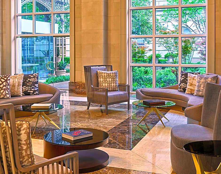 Hotel Crescent Court