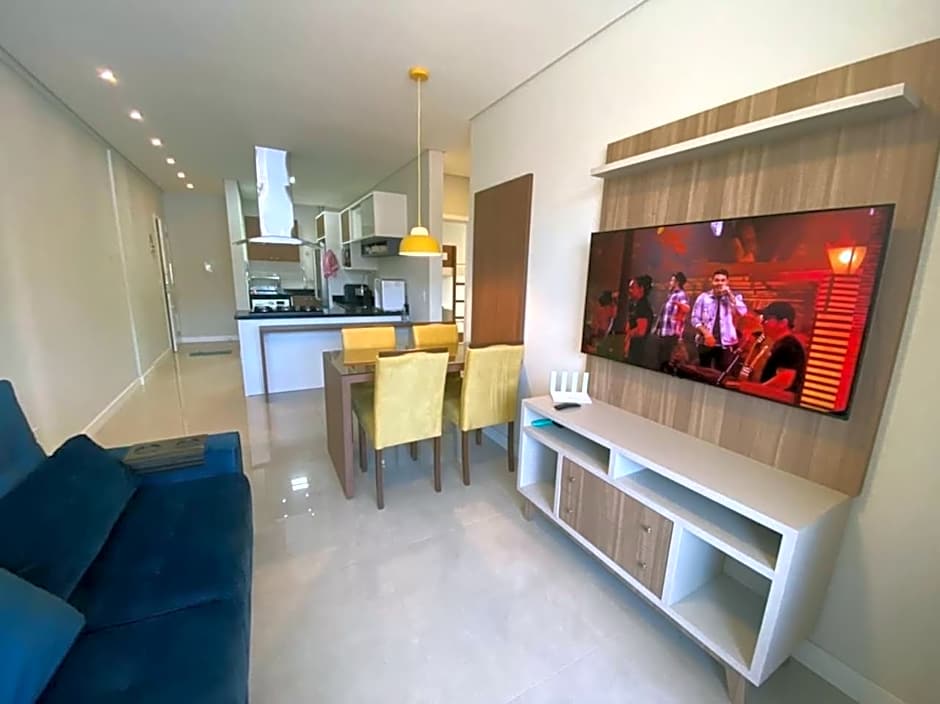 Cód 66 - Excelente apartamento, amplo e bem equipado.