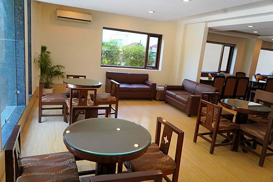 Hotel Forest Avenue - Best Luxury Hotel in Dehradun