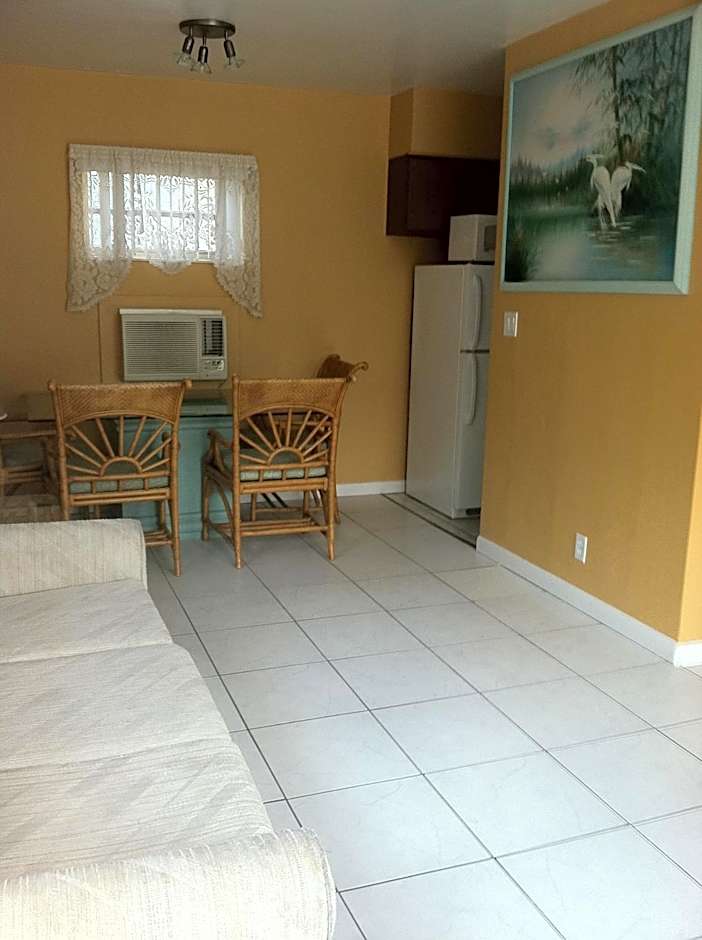 Photo 1 of 21 of 1 Bedroom Apartment, Garden View