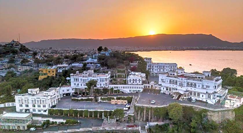 Hotel Merwara Estate