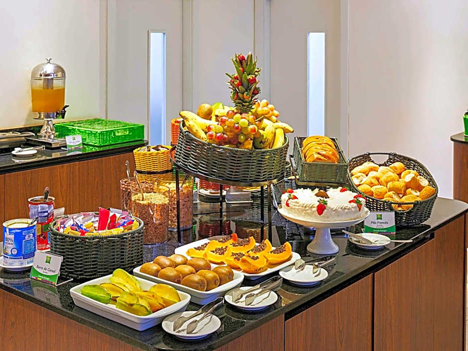 Ibis Styles Balneário Camboriú - 1 Quadra do Mar