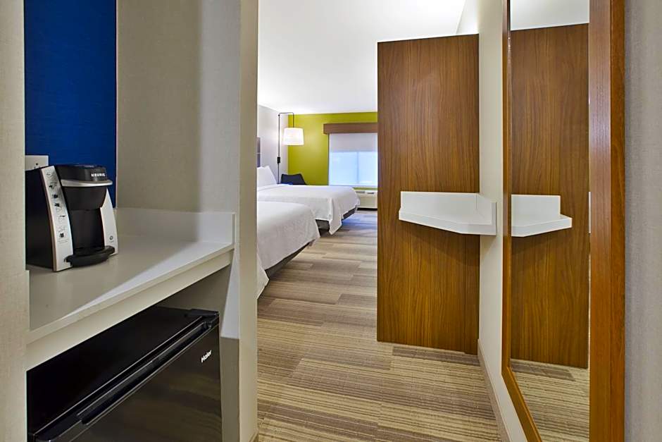 Holiday Inn Express Rochester-Victor By IHG