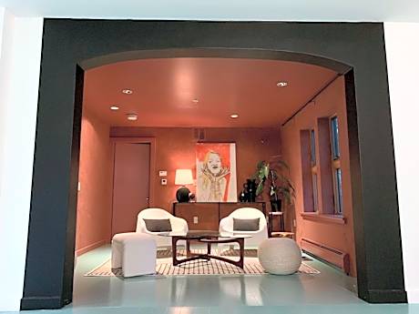 The Trail in Adams - Berkshires' Art Hotel