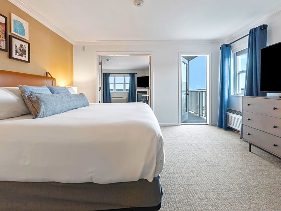 Cherry Tree Inn and Suites