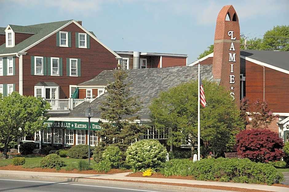 Lamies Inn & The Old Salt Tavern