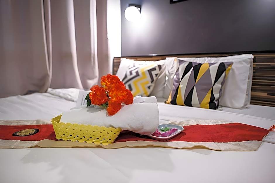 48 Metro Hotel
