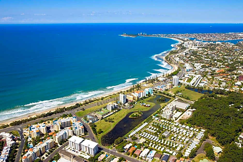 Alex Beach Cabins and Tourist Park
