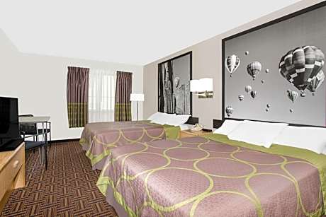 Queen Room with Two Queen Beds - Non-Smoking