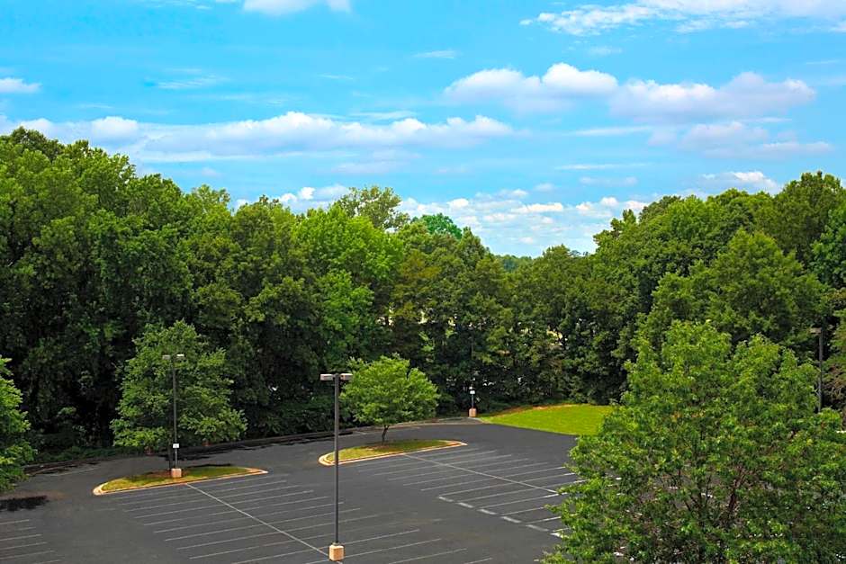 Sheraton Charlotte Airport Hotel
