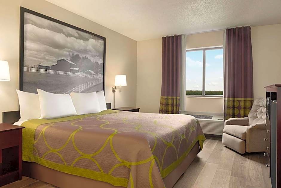 Super 8 by Wyndham Bethany MO