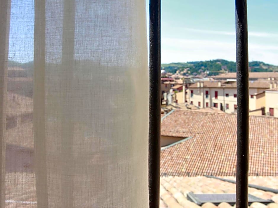 Casa Isolani Charms Rooms Santo Stefano