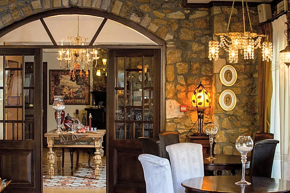 Atrion Highland Hotel