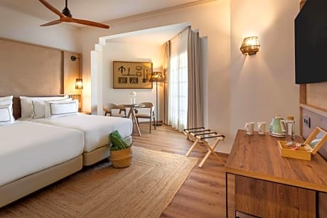 The Level Double Room Ocean View