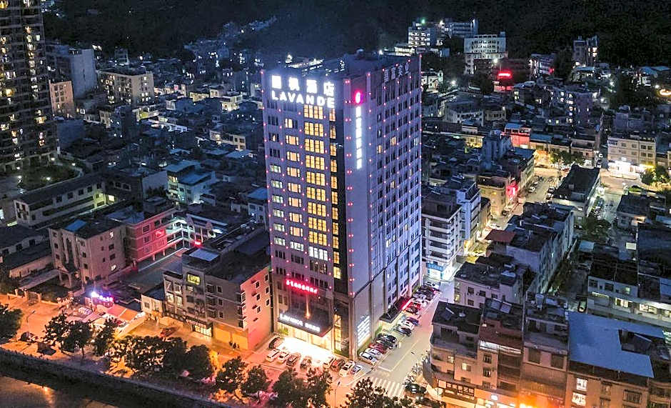 Lavande Hotel Heyuan Zijin