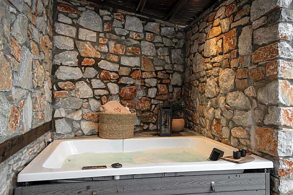 Unedo All Seasons Boutique Hotel