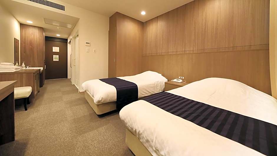 Capital Hotel 1000