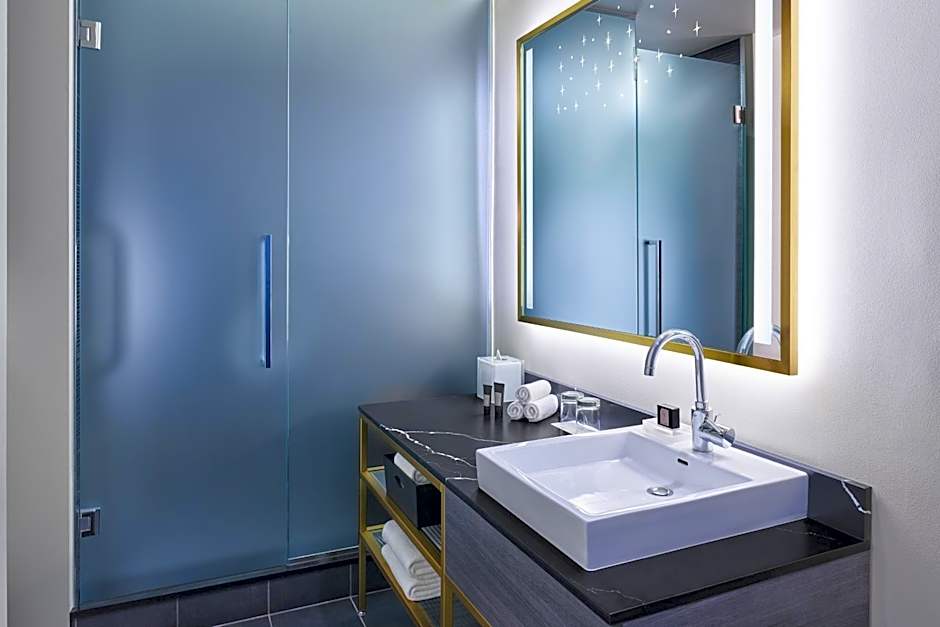 W Hotel Minneapolis The Foshay