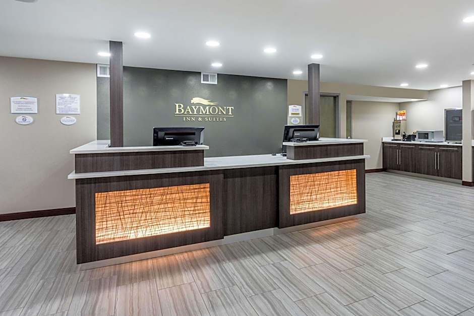 Baymont by Wyndham Clarksville
