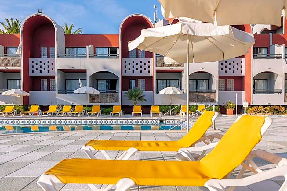 Muthu Oura Praia Hotel