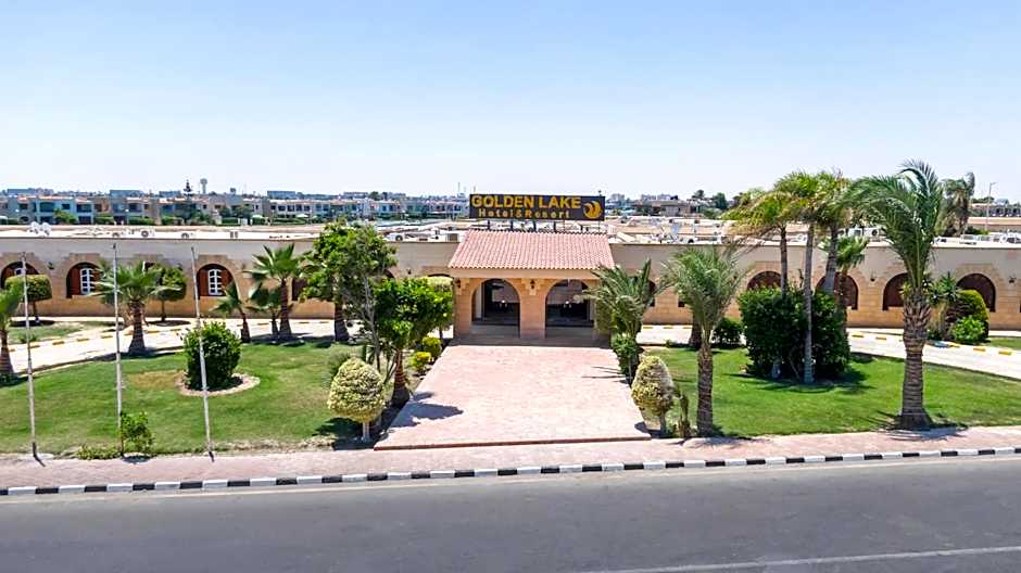 Golden Lake Marina Hotel